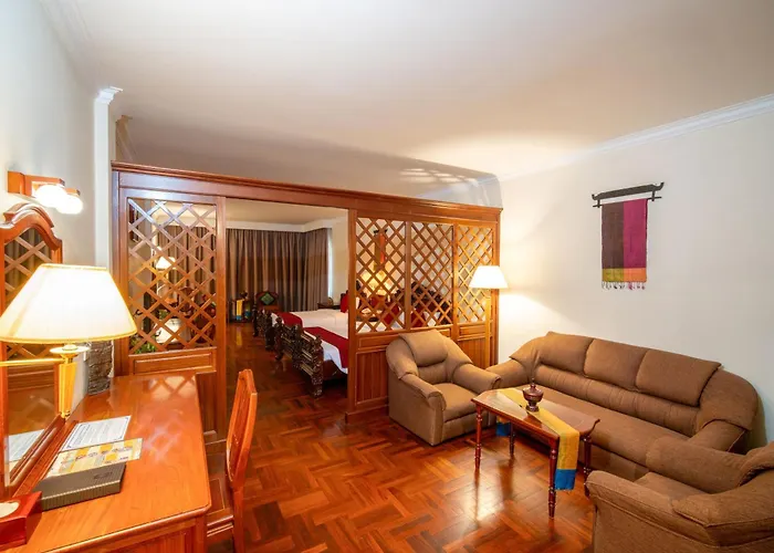 Khemara Angkor & Hotel