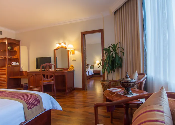 Khemara Angkor & Hotel 4*